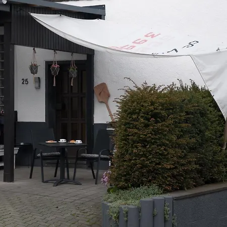 Backes * Ettringen (Rhineland-Palatinate)